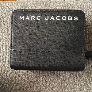 Marc Jacobs wallet, excellent condition